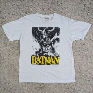 Batman Skull T-Shirt Mens LARGE White 2024 DC Comics Graphic Tee
